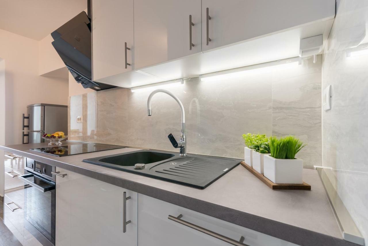 Apartments Vila Dk 马林斯卡 外观 照片